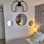 Teo 1 بيت ضيافة هفار