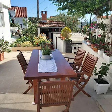 Guest house Teo 1 3*